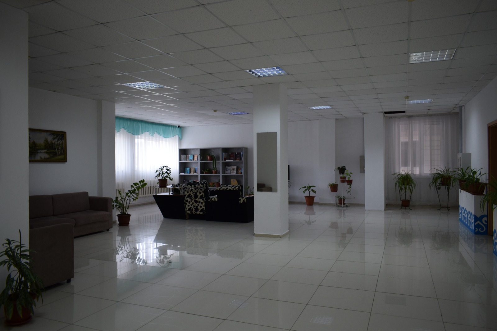 https://www.ptk-astana.edu.kz/storage/app/uploads/public/652/4de/b53/6524deb53abfa143189443.jpg