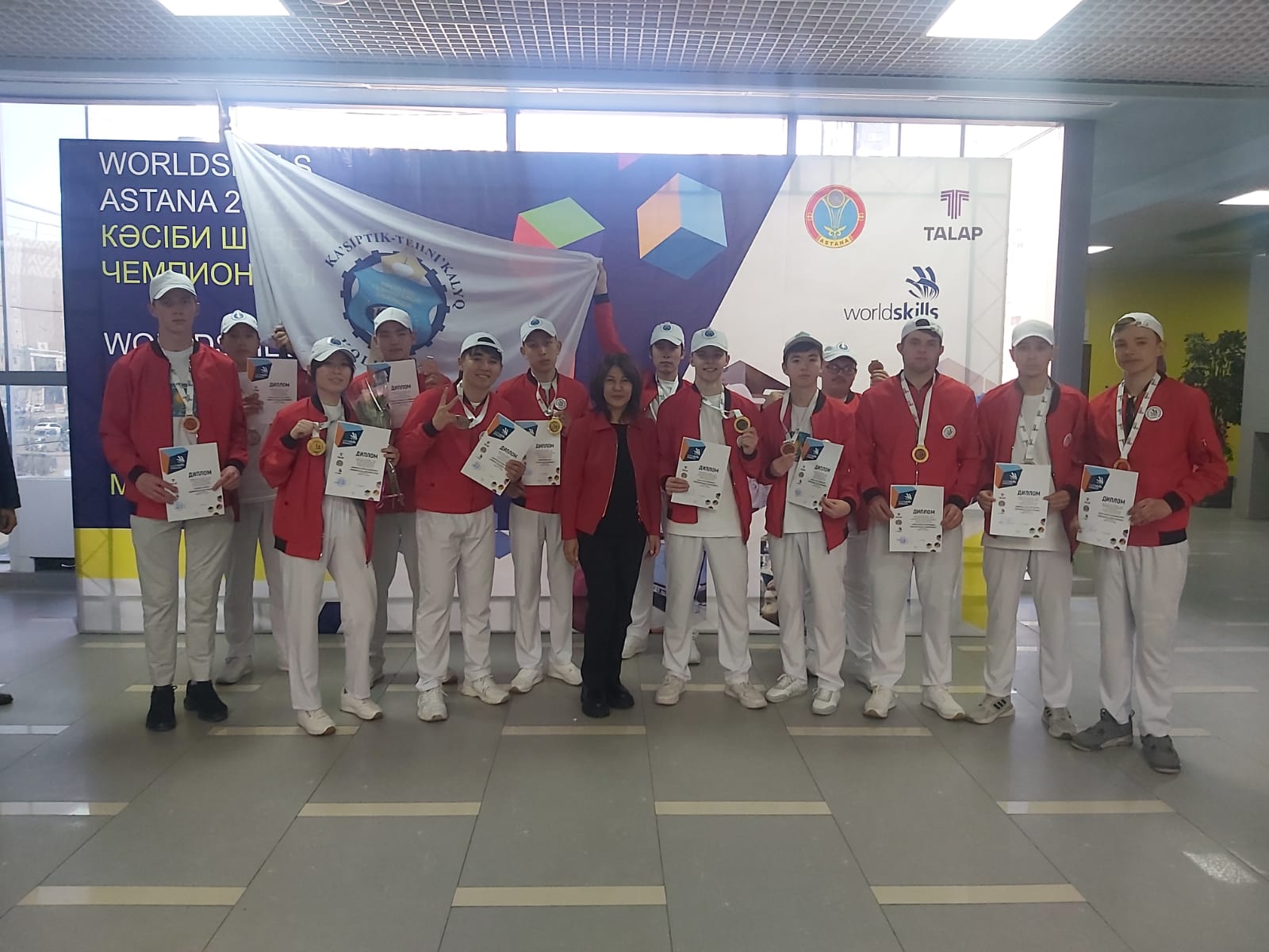 https://www.ptk-astana.edu.kz/storage/app/uploads/public/658/591/ef0/658591ef041d2438896591.jpeg