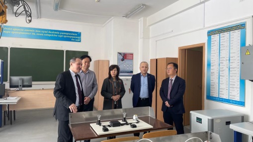 https://www.ptk-astana.edu.kz/storage/app/uploads/public/67d/3dd/31a/67d3dd31ab065763614593.jpg