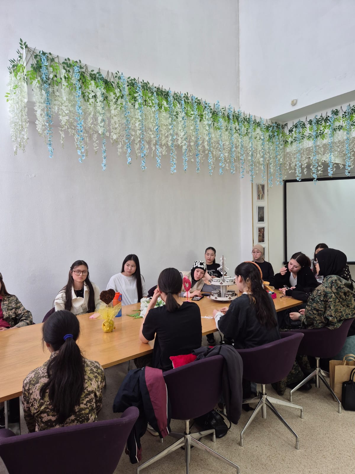 https://www.ptk-astana.edu.kz/storage/app/uploads/public/680/206/3e9/6802063e9d037967509305.jpg